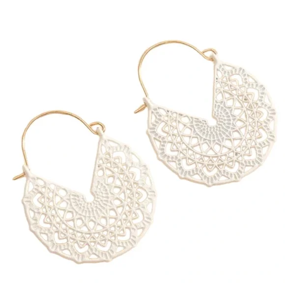 White Hoop Earrings Floral White Basket Hoops Cut out Dangle Earrings Scroll NWT - Picture 5 of 13